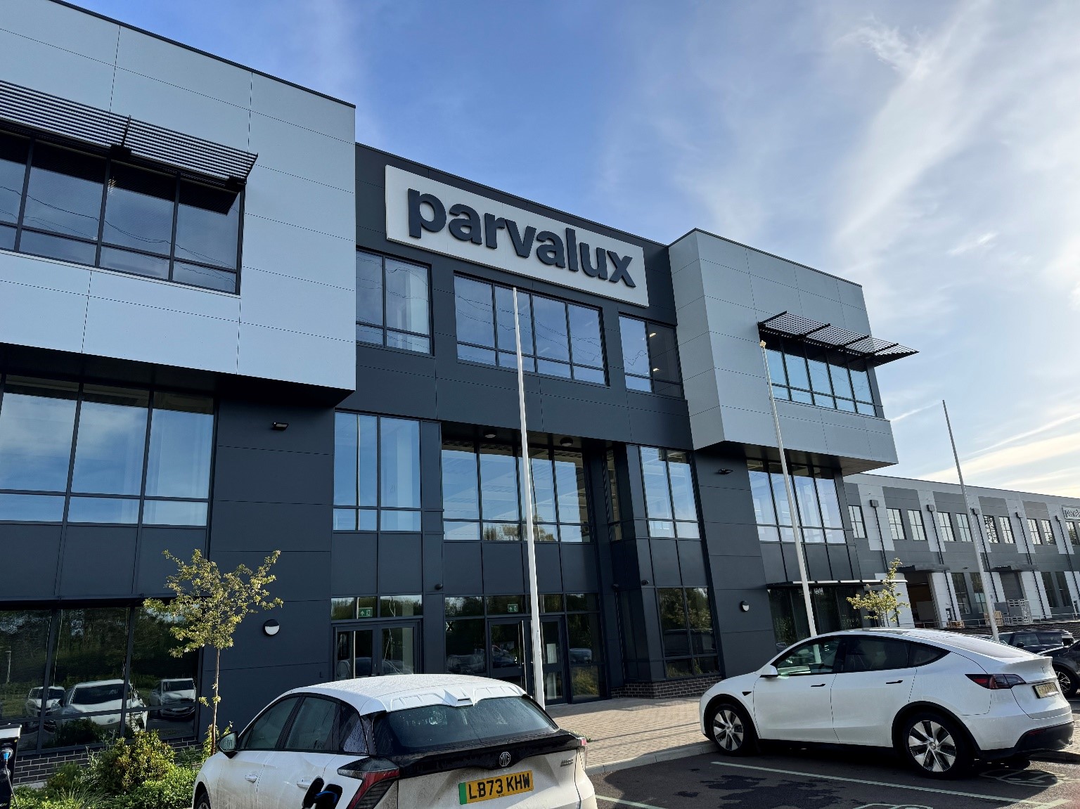 Parvalux工場本社